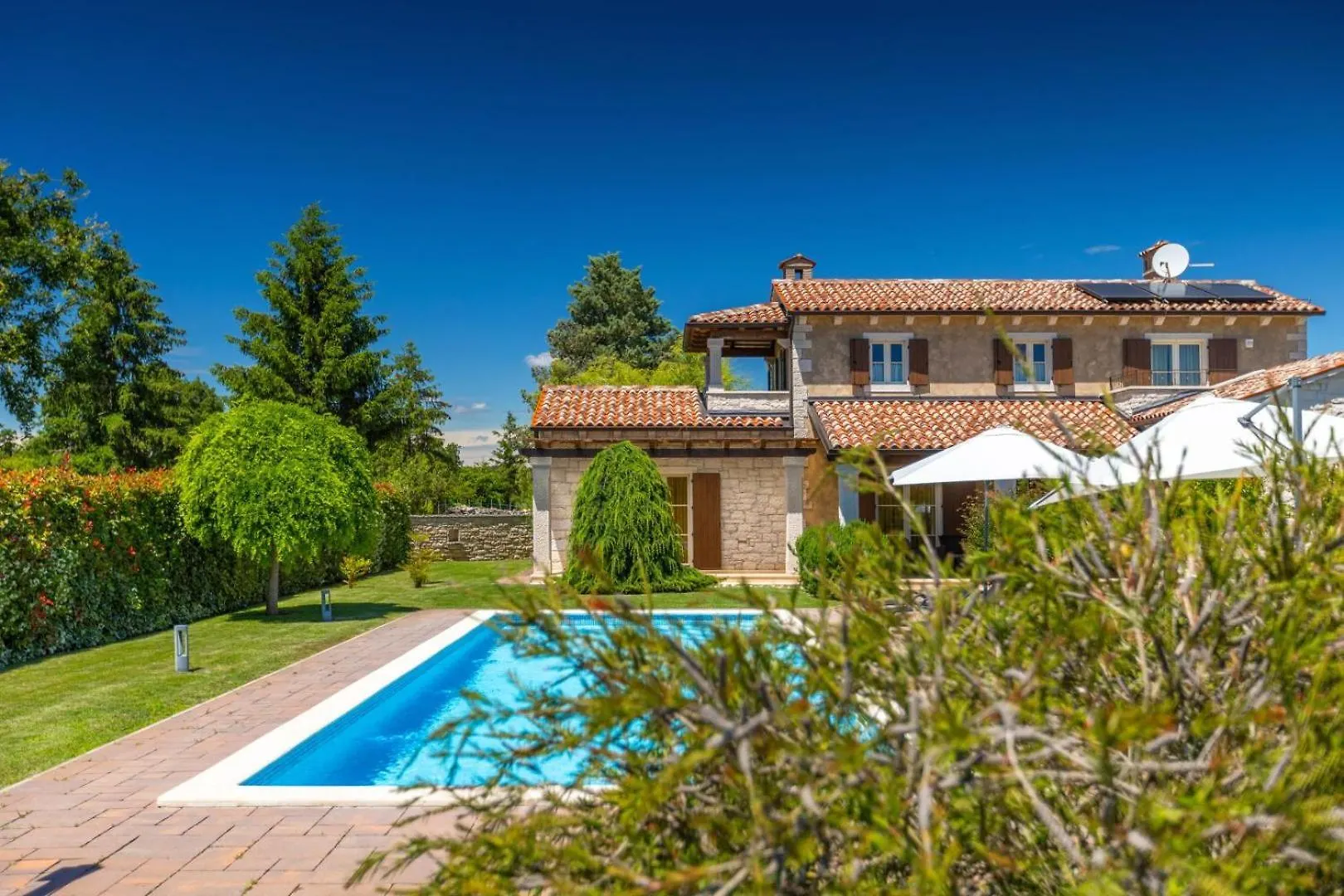 Rustic Villa Stancija Martina With Pool In Tinjan Croatia