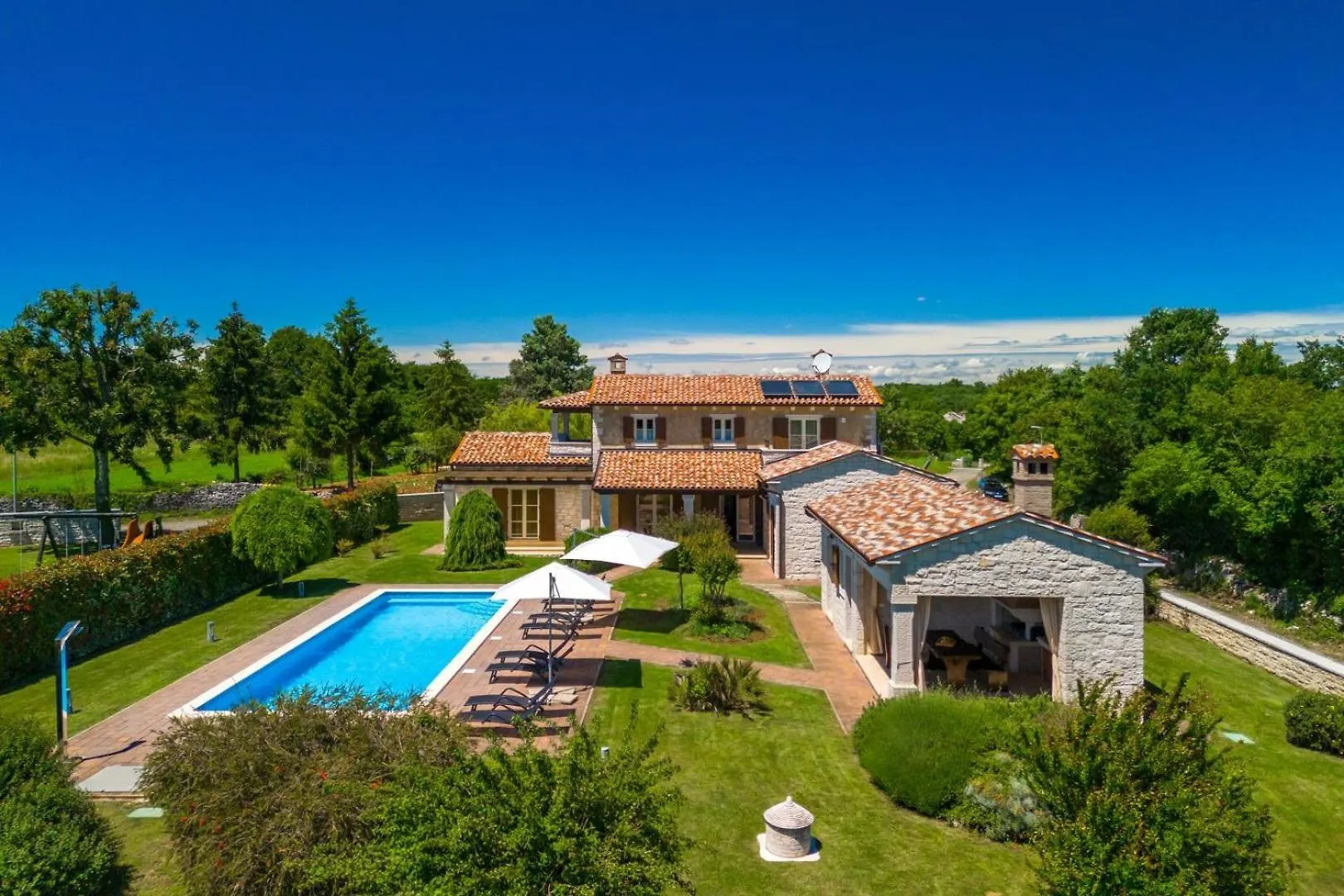 Rustic Villa Stancija Martina With Pool In Tinjan Croatia