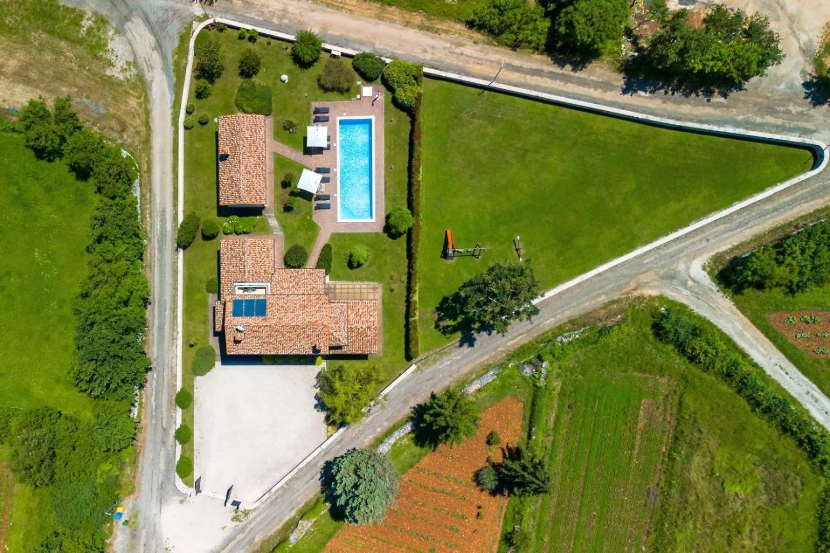 Rustic Villa Stancija Martina With Pool In Tinjan