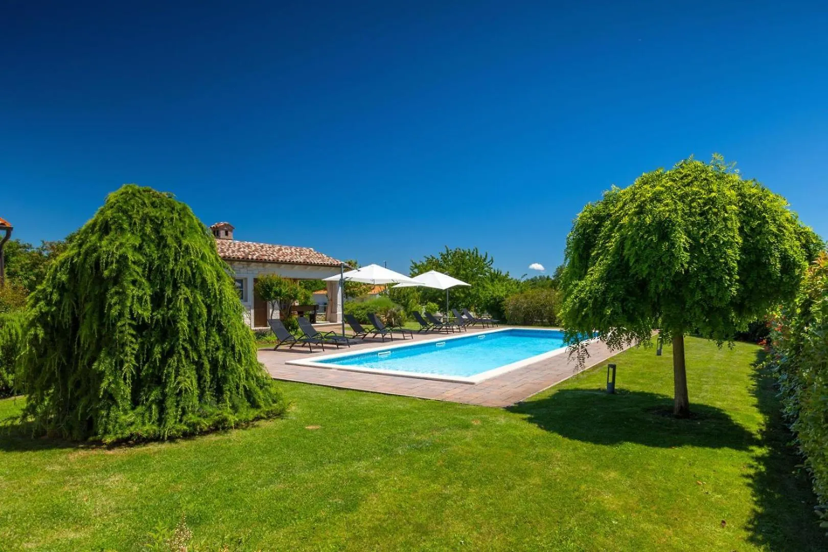 Rustic Villa Stancija Martina With Pool In Tinjan Croatia