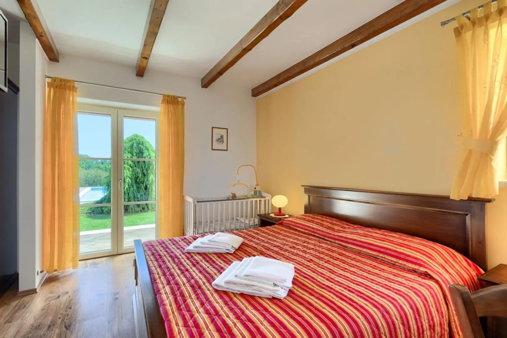 Rustic Villa Stancija Martina With Pool In Tinjan Croatia