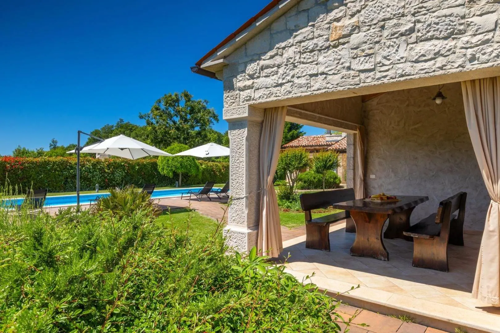 Rustic Villa Stancija Martina With Pool In Tinjan Croatia